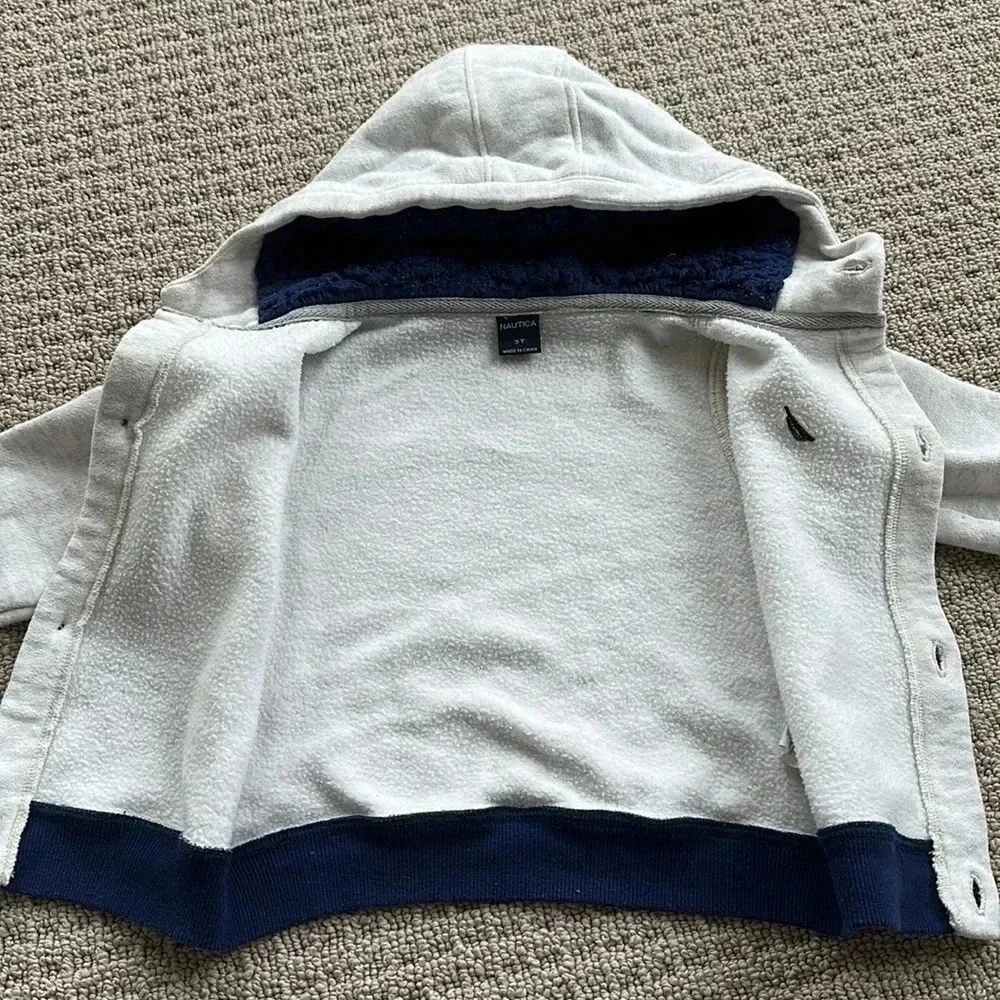 Nautica Toddlers 2 Piece Set -tshirt And Hoodie Size 3yo Good Used Condition